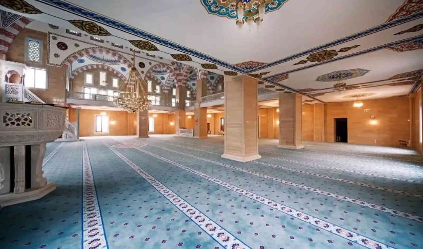 Premium Mosque Carpets Dubai