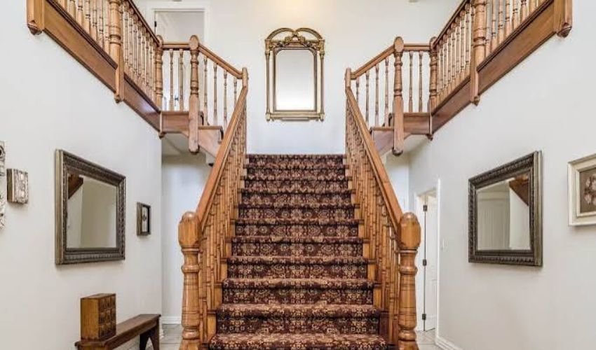 Wall-to-Wall Carpet For Stairs