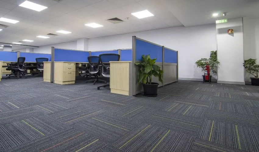Durable Flooring for High-Traffic Workspaces 