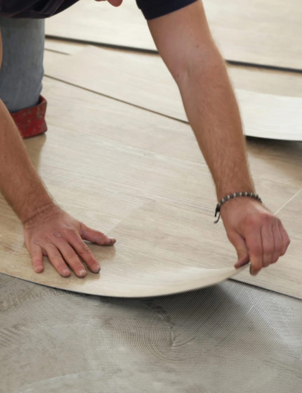 Seamless sheet vinyl flooring for modern spaces.