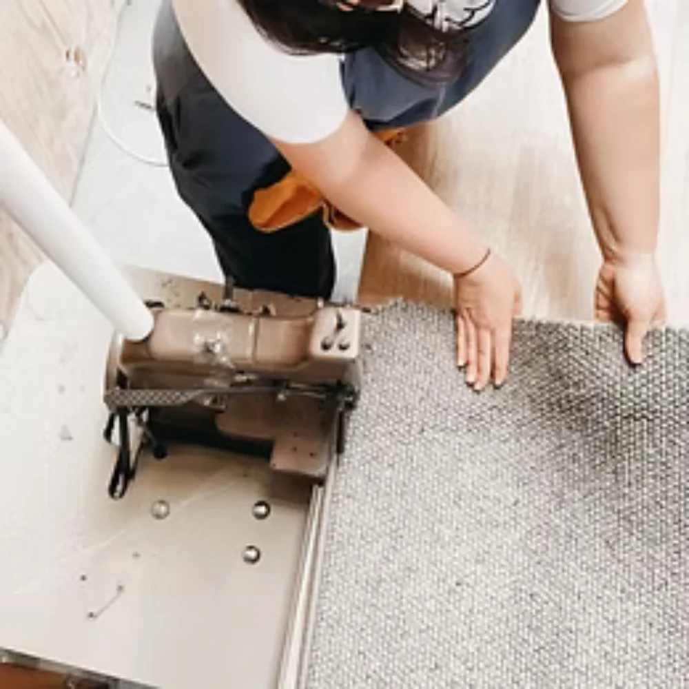 Invisible Carpet Overlocking