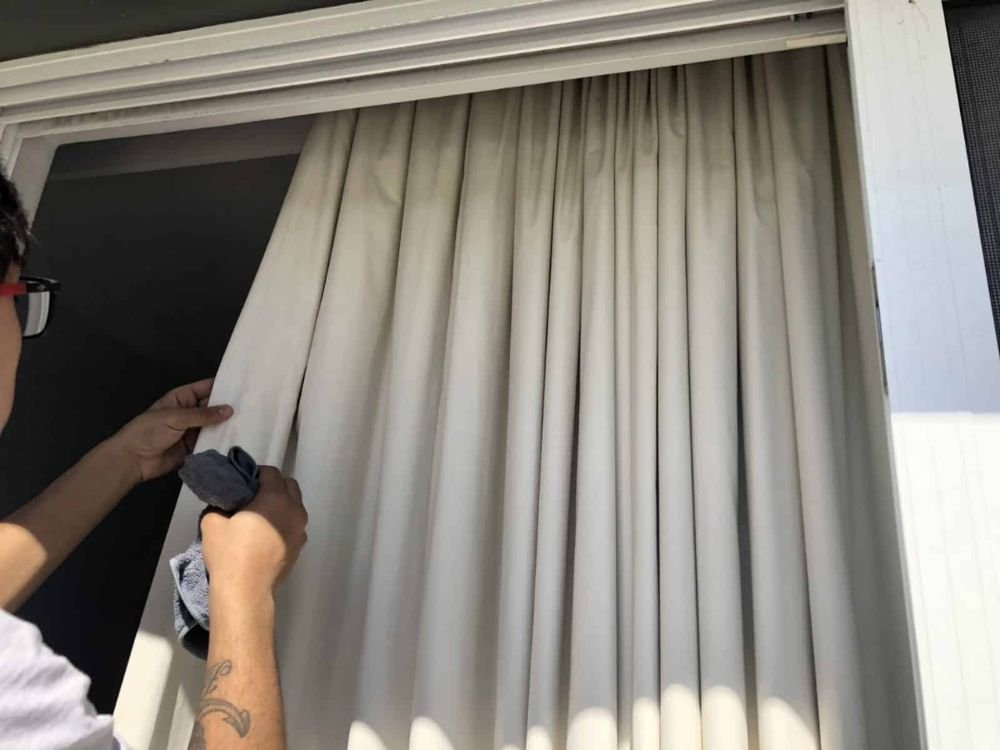 Curtains Fixing Dubai