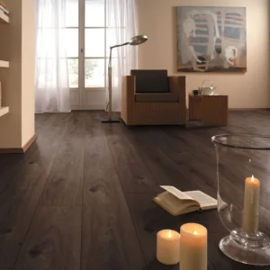 Exquisit 8mm Laminate Flooring