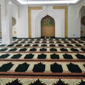 Buy highly durable mosque carpet for prayer rooms