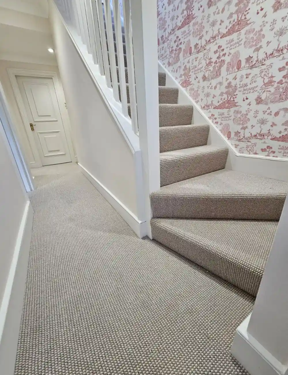Wool stair carpet runner installation in Dubai